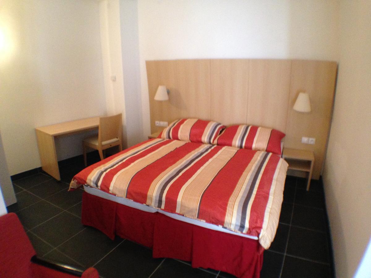 Hotel U Cerneho Orla Kostelec nad Černými Lesy 외부 사진